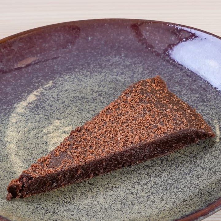 Bolo de chocolate Sushicafé com gelado. 8 EUR. Japanese, Sushi, Asian