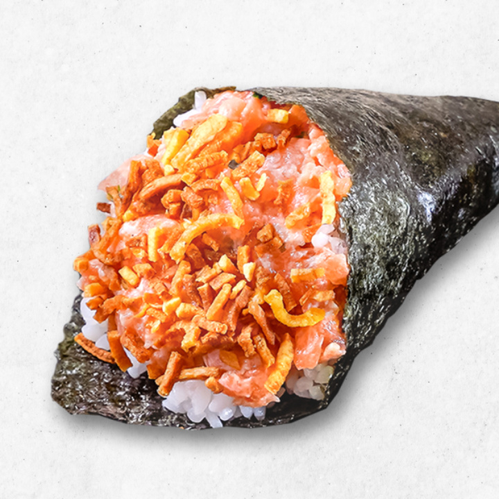 Temaki salmão crocante. Tártaro de salmão, maionese japonesa, batata doce, massago e arroz de sushi. 7.5 EUR. Japanese, Sushi, Asian